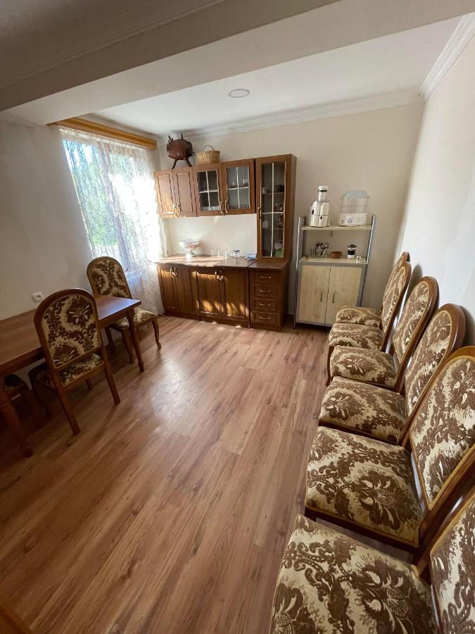 Blue Guest House Samtredia Extérieur photo
